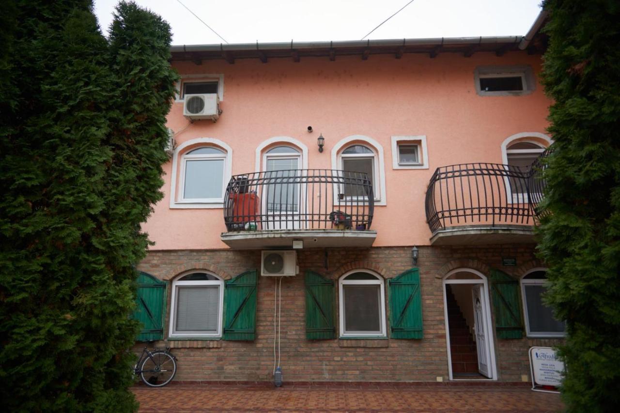 Apartman Azra Kikinda Εξωτερικό φωτογραφία