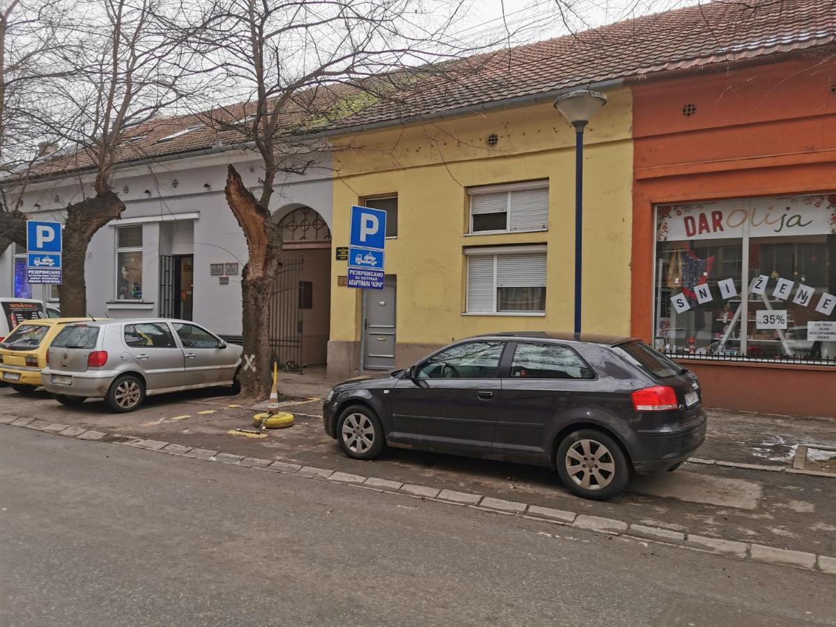 Apartman Azra Kikinda Εξωτερικό φωτογραφία